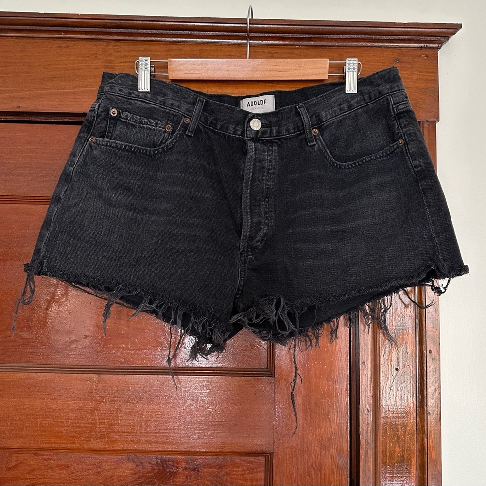 AGOLDE Parker Short 5-Button Fly Closure Size 32 Frayed Distressed Denim 90s